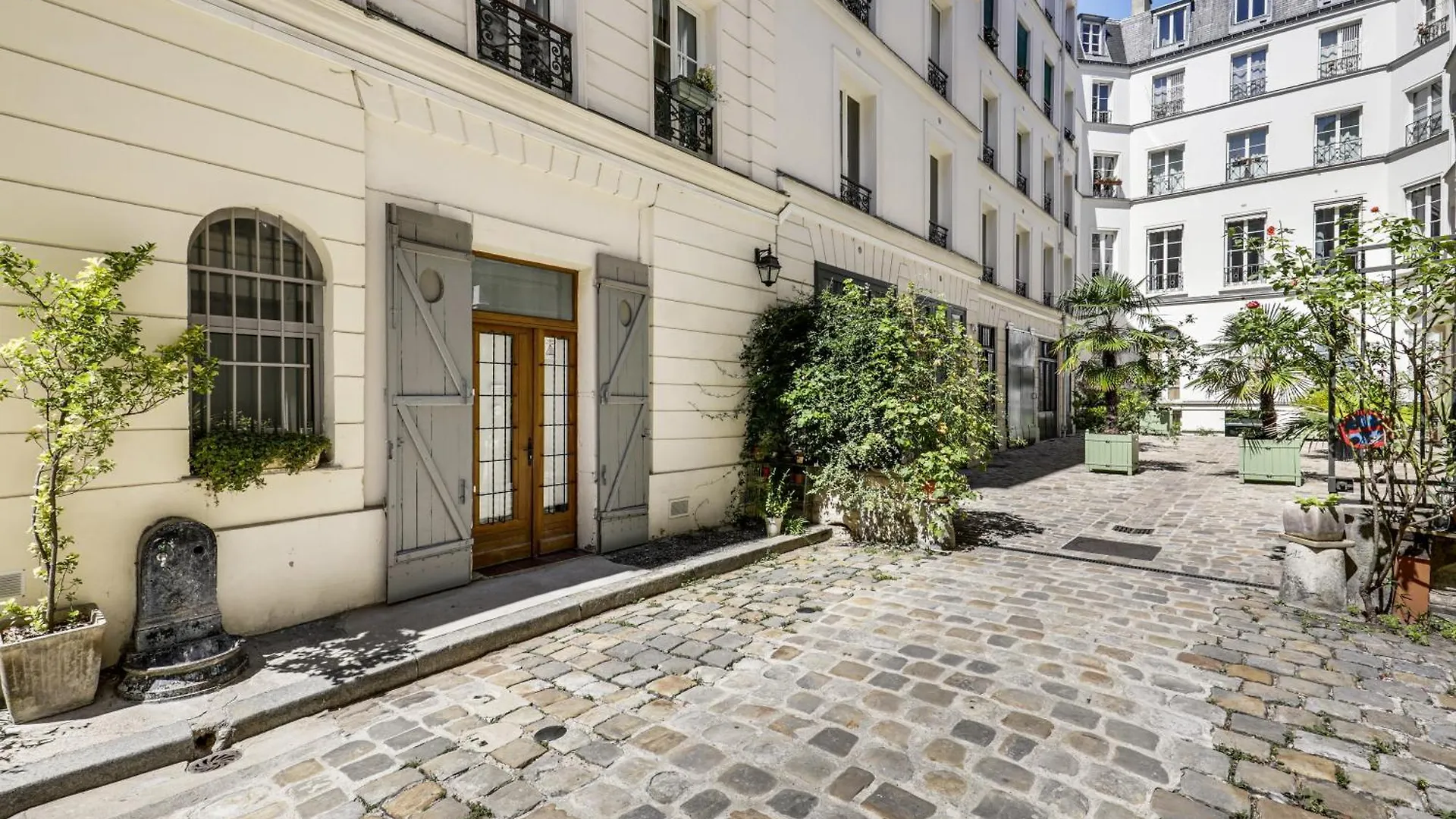 Studio Cosy Avec Mezzanine Au Ceur D'Un Quartier Vivant Paris Apartment